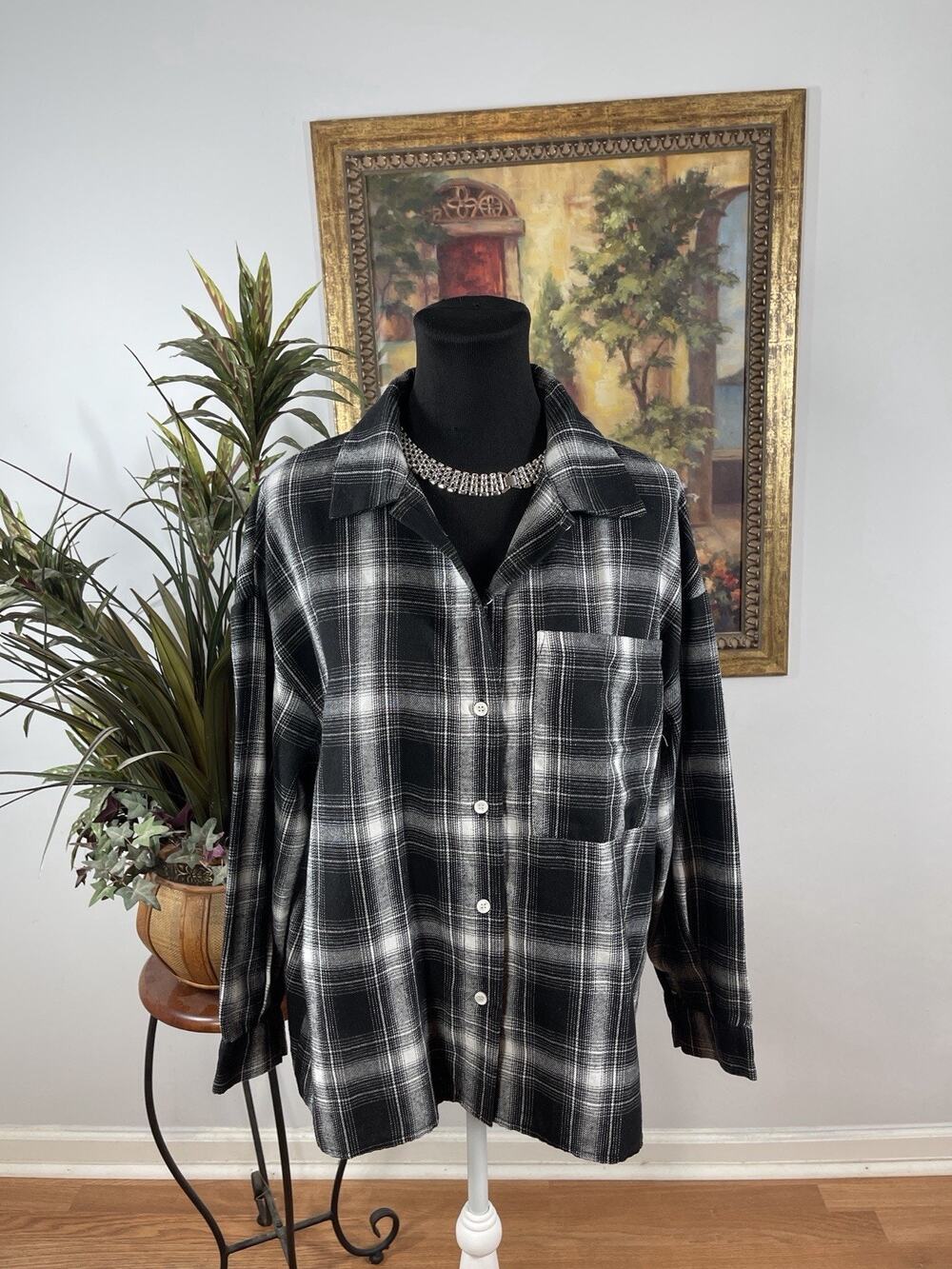 SHEIN Petite M Black‎ White Plaid Button Front Shirt Oversized Casual Top